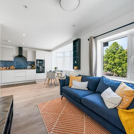 Newly Refurbished 2 Bed Flat Apartment Mill Hill Bagian luar foto