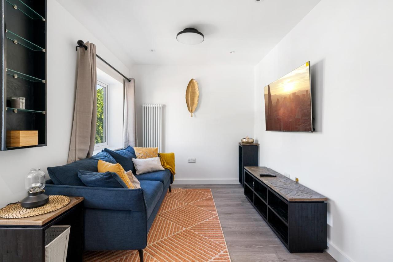 Newly Refurbished 2 Bed Flat Apartment Mill Hill Bagian luar foto