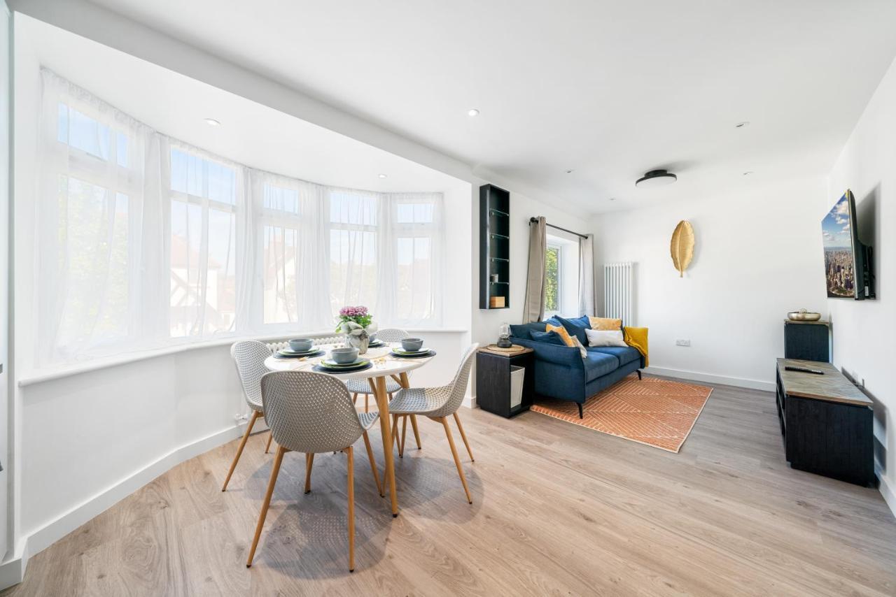Newly Refurbished 2 Bed Flat Apartment Mill Hill Bagian luar foto