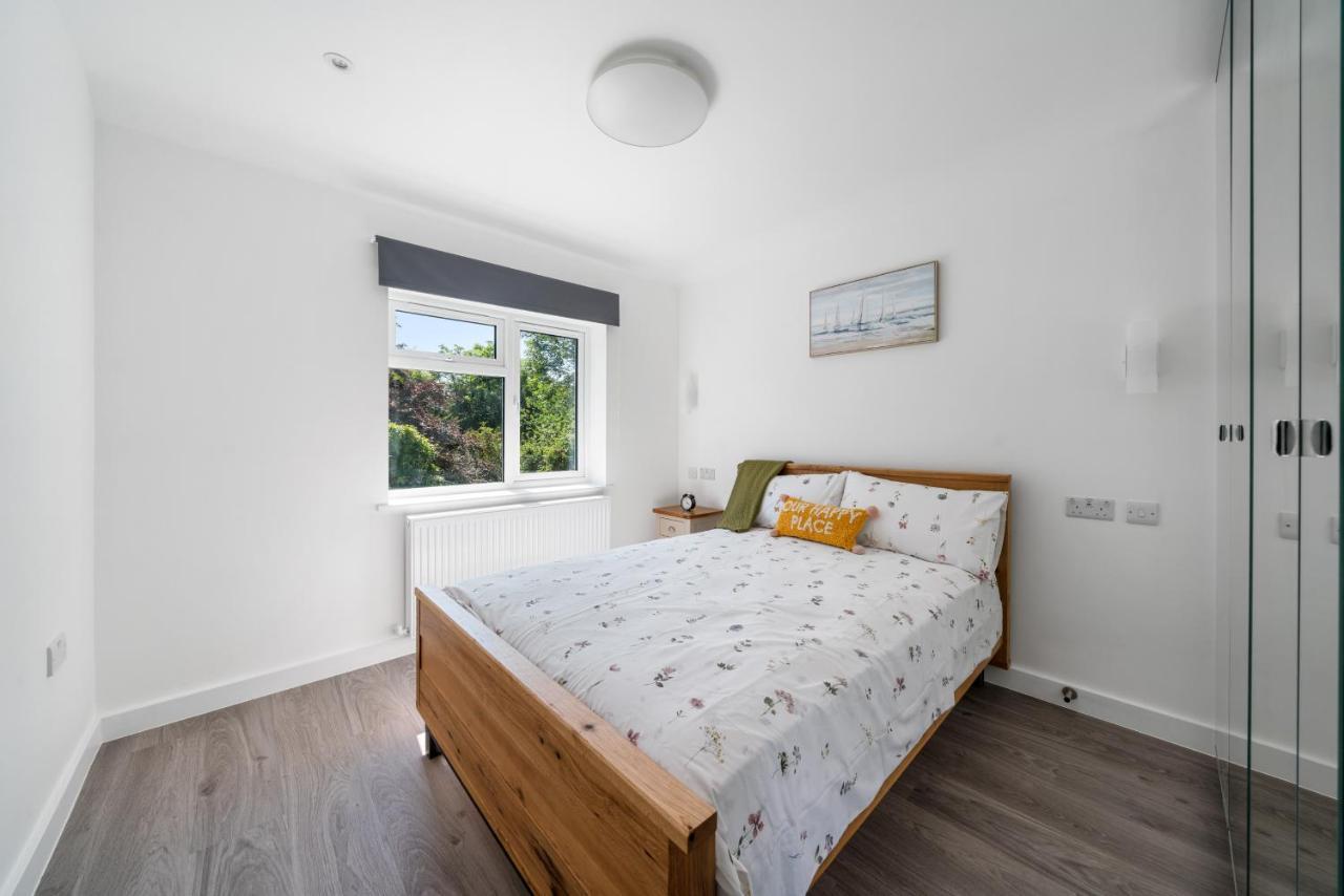 Newly Refurbished 2 Bed Flat Apartment Mill Hill Bagian luar foto