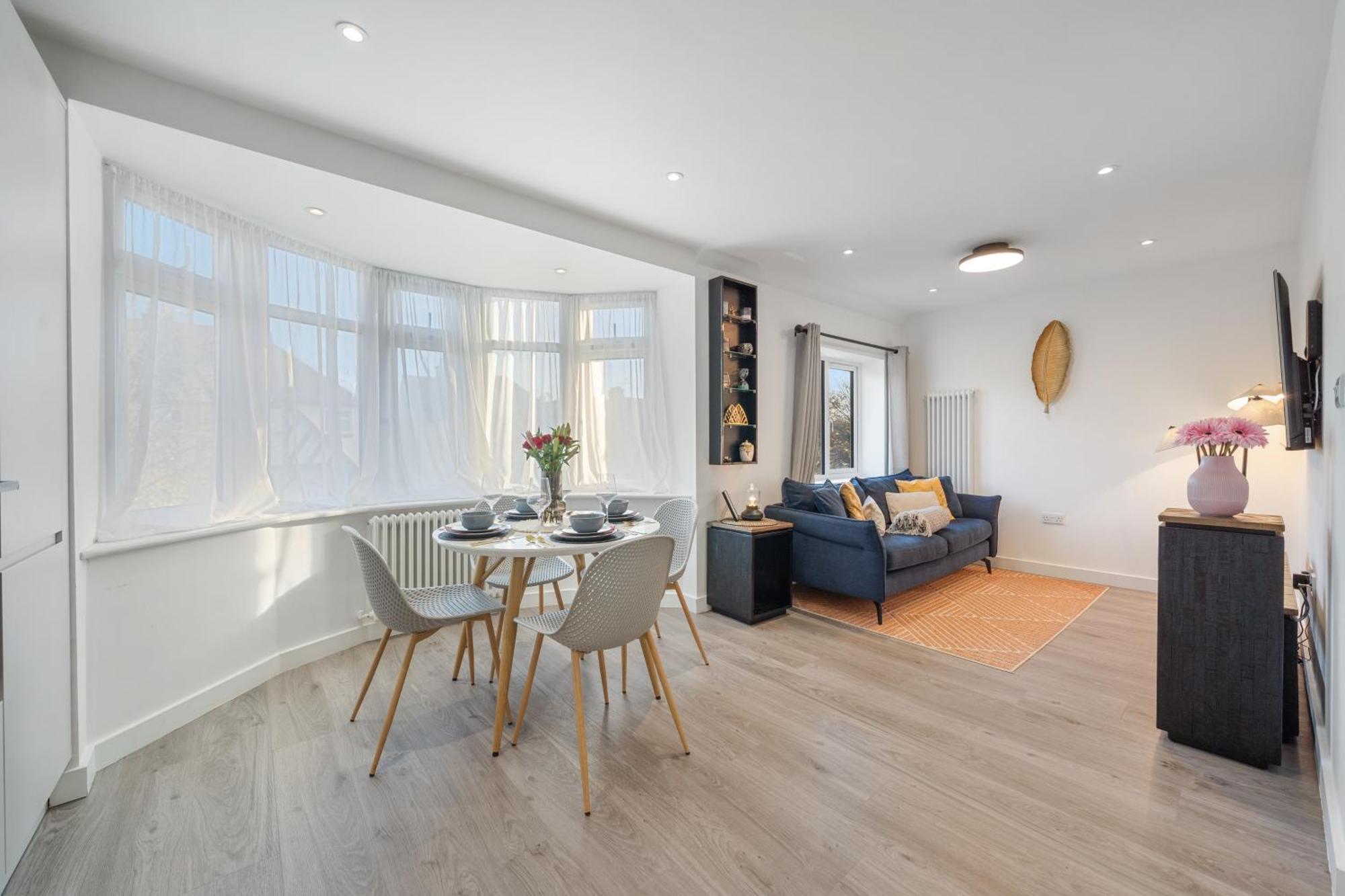 Newly Refurbished 2 Bed Flat Apartment Mill Hill Bagian luar foto